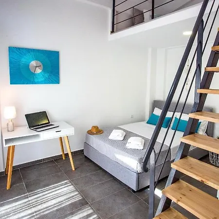 Joy C Deluxe * Nea Iraklitsa