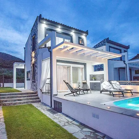 Willa Joy C Deluxe *