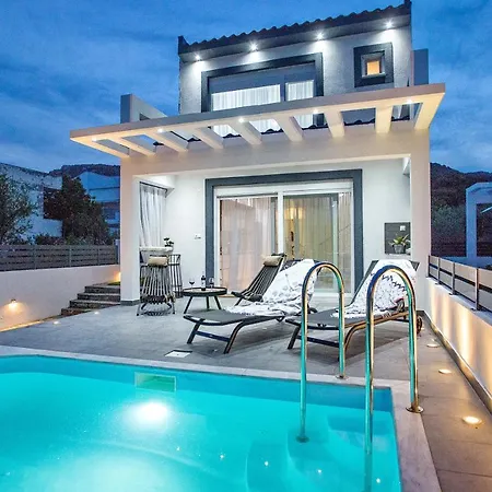 Joy C Deluxe Вилла *