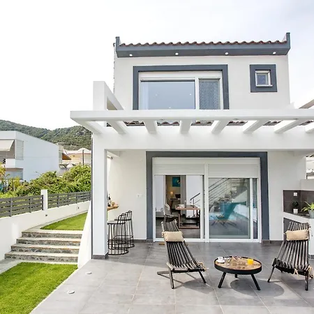 Вилла Joy C Deluxe *