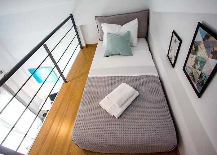 Joy C Deluxe Nea Iraklitsa