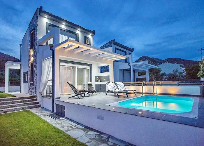 Joy C Deluxe Villa *